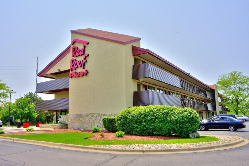 Super 8 By Wyndham Deerfield - Northbrook Hotel Exterior foto